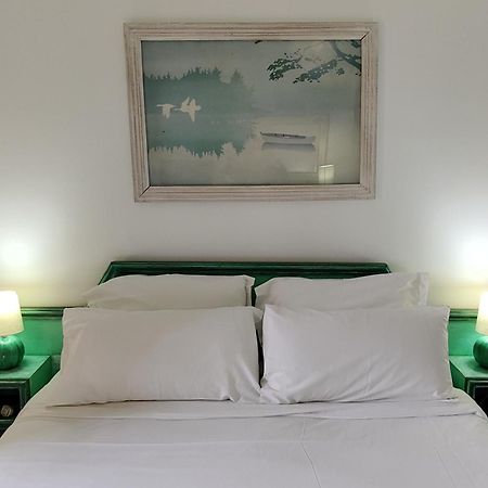 Hotel Athénopolis à Grimaud Extérieur photo