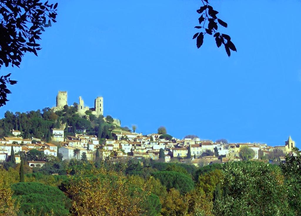 Hotel Athénopolis à Grimaud Extérieur photo