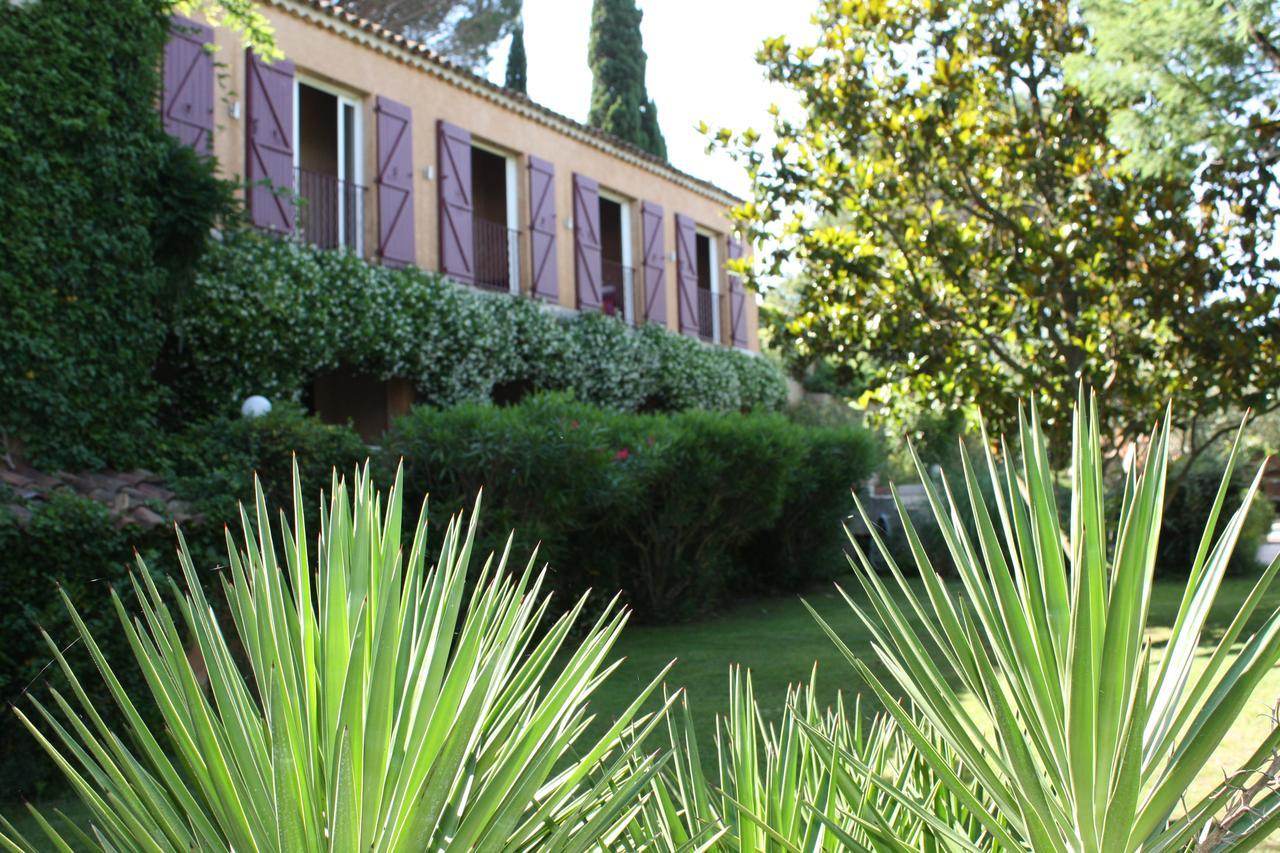 Hotel Athénopolis à Grimaud Extérieur photo